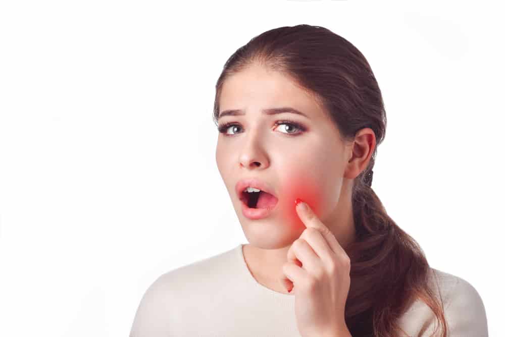 nerve damage sensitivity in the mouth